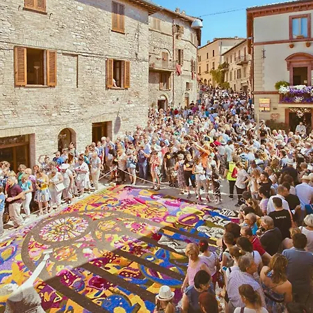 Casa Porta Fontevecchia Ferienhaus