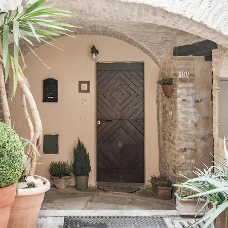 Casa Porta Fontevecchia Ferienhaus